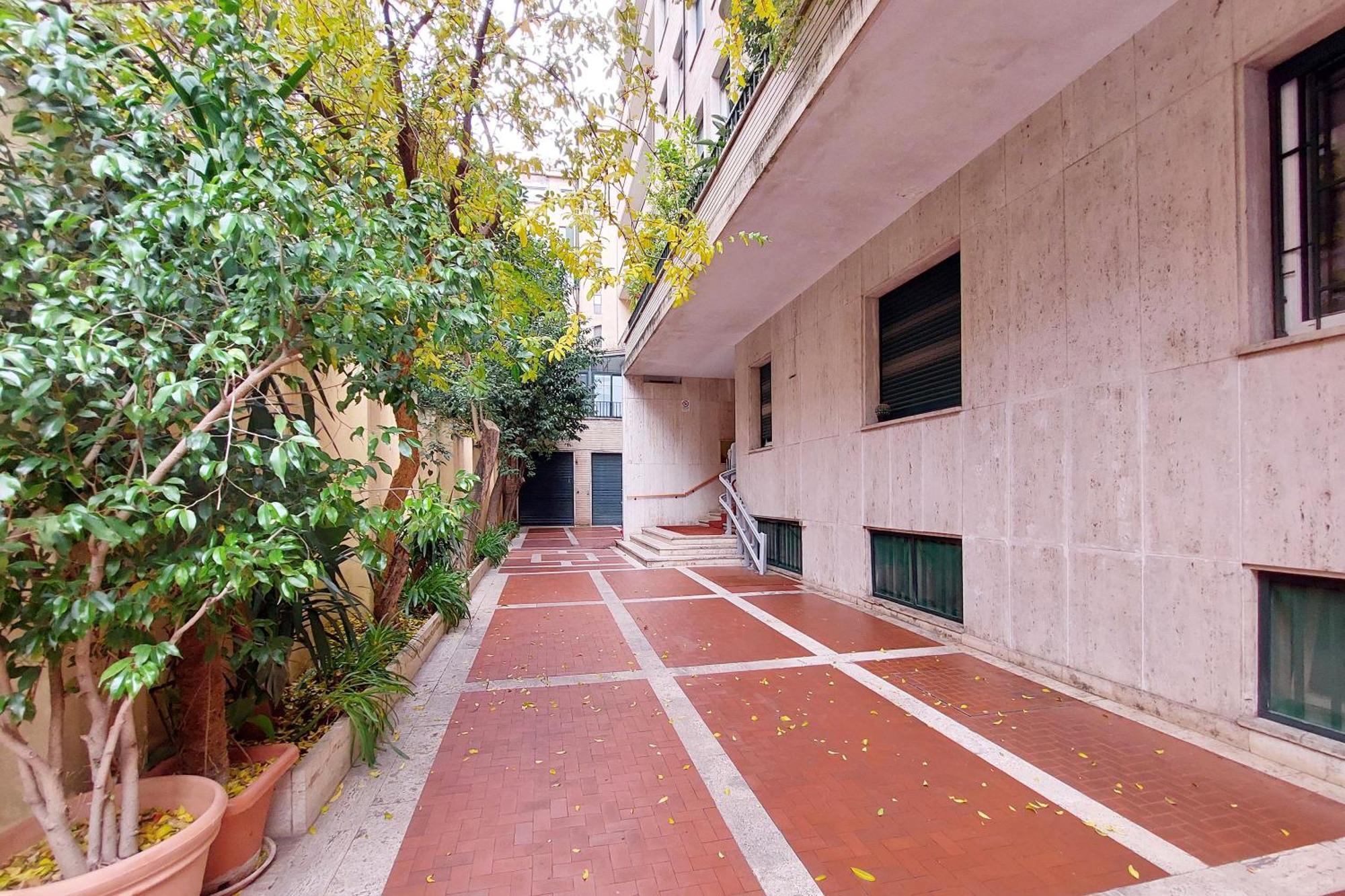 Proja Housing Romagnosi20 — Photos 3